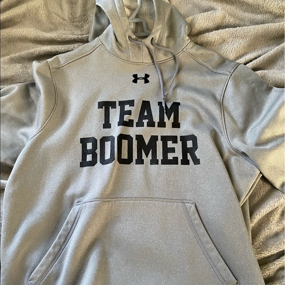 sweatshirt